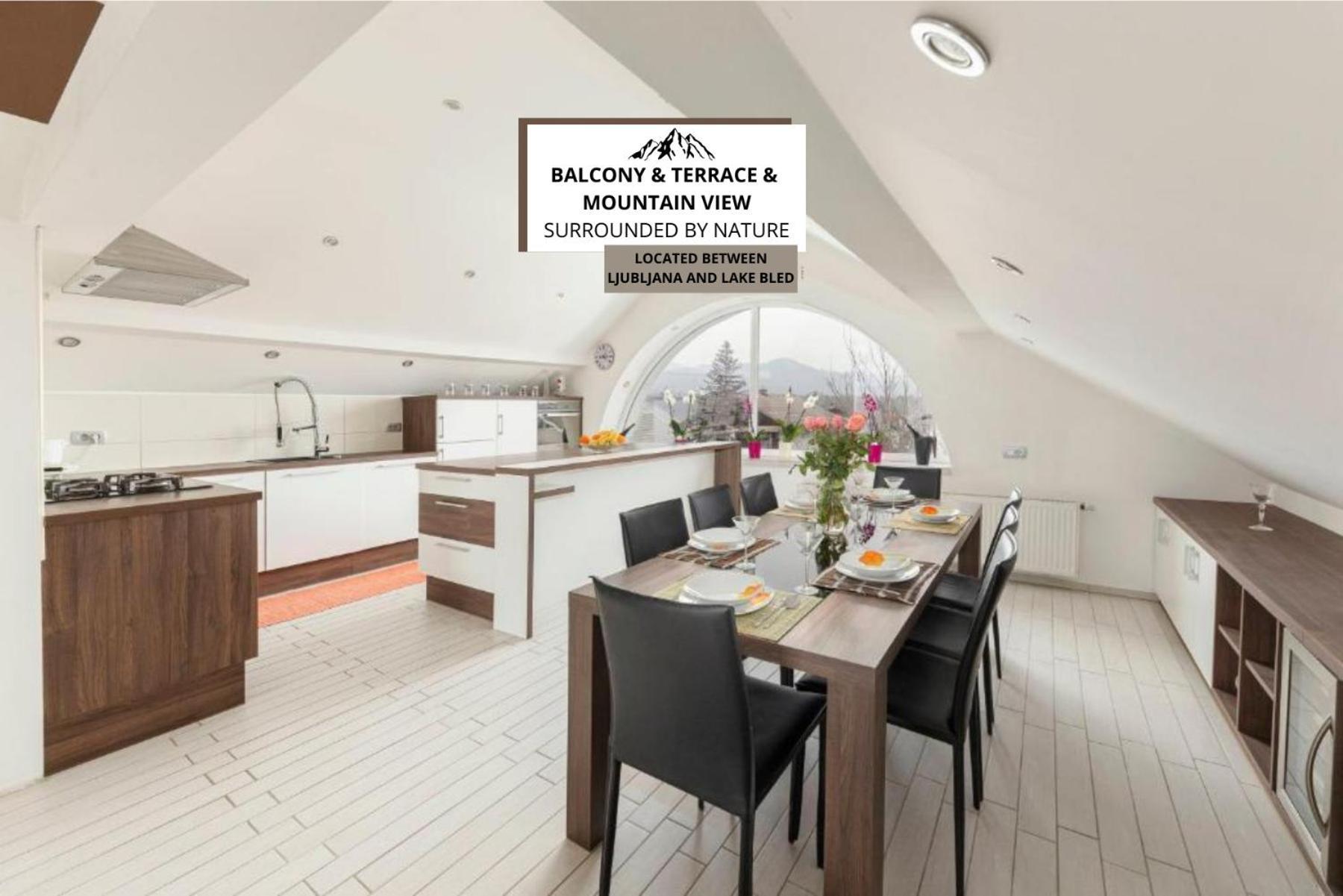 Apartment Mountain Sunrise Skofja Loka Bagian luar foto